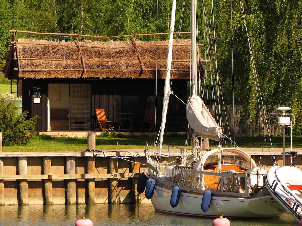 Вілла Peterzens Boathouse Laupunen Екстер'єр фото